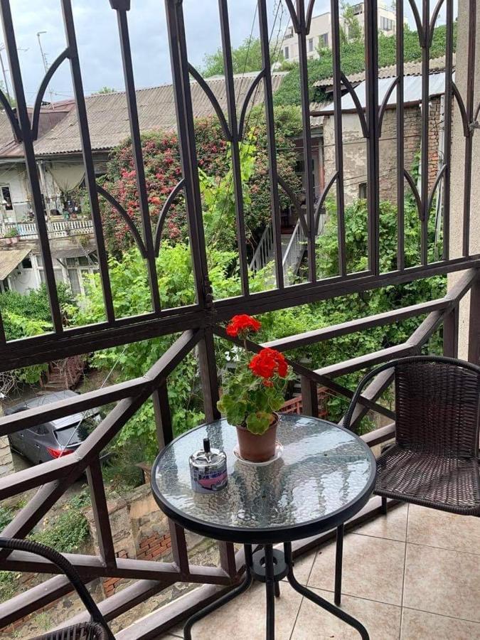 Tea'S Condo In The Heart Of Tbilisi Exterior foto